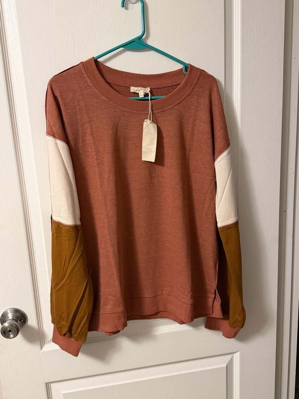 Mystree Colorblock Pullover Sweatshirt Size L Rust Cream Tan